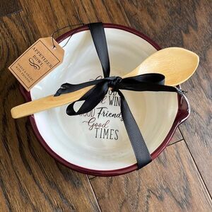 Brand new serving bowl / appetizer bowl